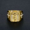 Gold-plated diamond-studded stainless steel Jesus cross ring - 图片 4