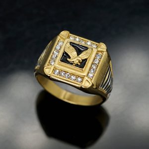 Square Seal Full Diamond Eagle Titanium Steel Ring, Majestic Men's Eagle Surrounding with Diamond Ring