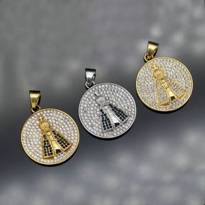 Religious hip-hop jewelry titanium steel full diamond round cross Mary pendant