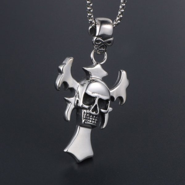 Titanium steel jewelry skull neck pendant cross skull pendant