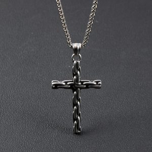 Hip-hop iron chain cross stainless steel necklace European and American men's pendant personalized titanium steel accessories
