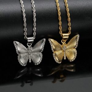 Premium butterfly pendant, stainless steel-plated 18k gold light luxury pendant