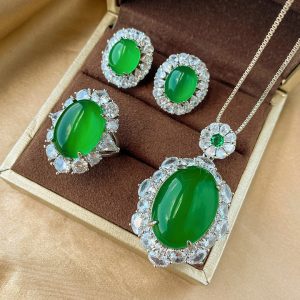 Luxury Set of Green Agate with Copper Base and Gold Plating, Ice-Type, Fluorescent, Egg-Shaped